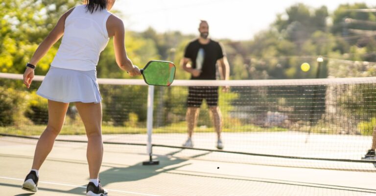 7 Proven Strategies for Executing Effective Lobs in Pickleball