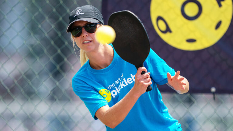 Diving into Doubles: Pickleball Rules Doubles and Strategies